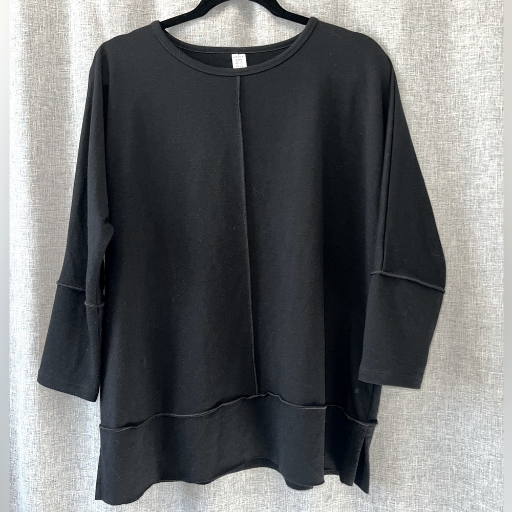 Spanx Women's Black Pullover Sweatshirt Medium NWOT Cozy